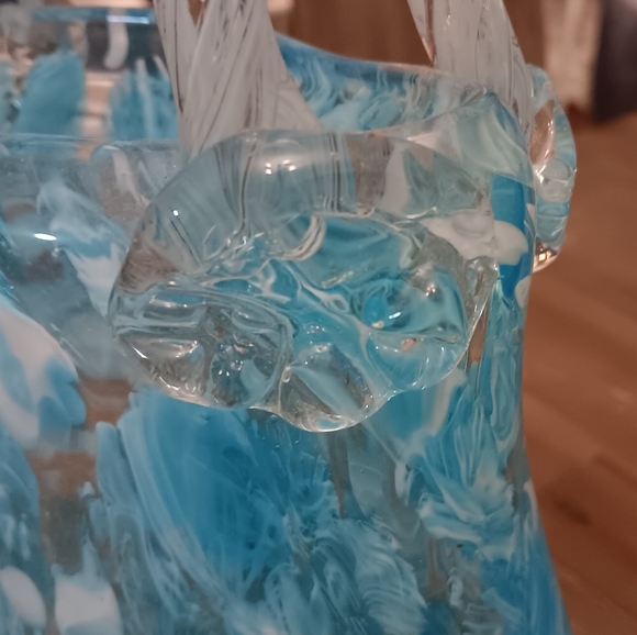 Elegant Blue Swirl Shoulder Bag Flower Vase Glass Figirine - Picture 6 of 12